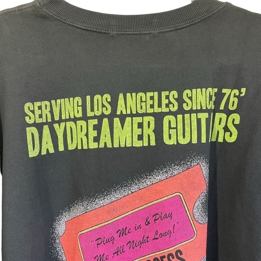 Daydreamer Retro Streetwear Guitar Cropped Sweatshirt Size 2X NWT - Picture 9 of 13